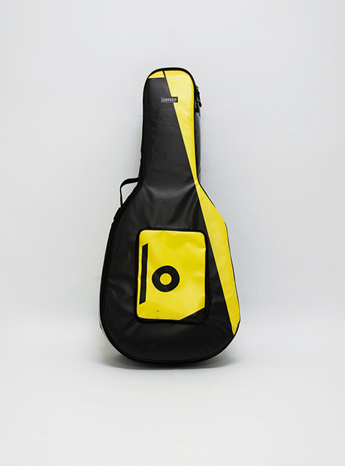 eco-acoustic-guitar-bag-by-www.crearebags