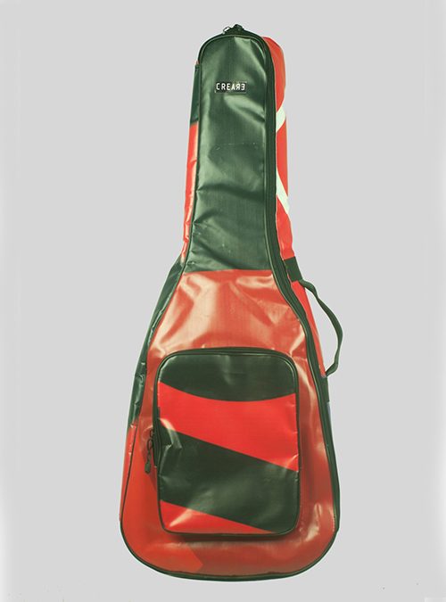 eco-classic-guitar-bag-by-www.crearebags.com-featured-11
