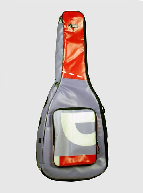 eco-classic-guitar-bag-by-www.crearebags.com-featured-5